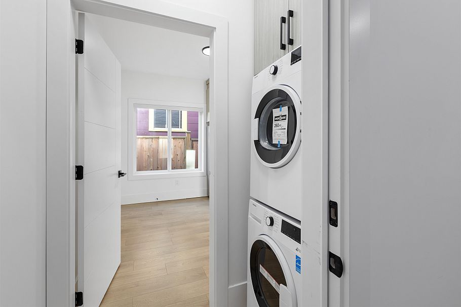 5304 Fraser Street Vancouver, BC - 32