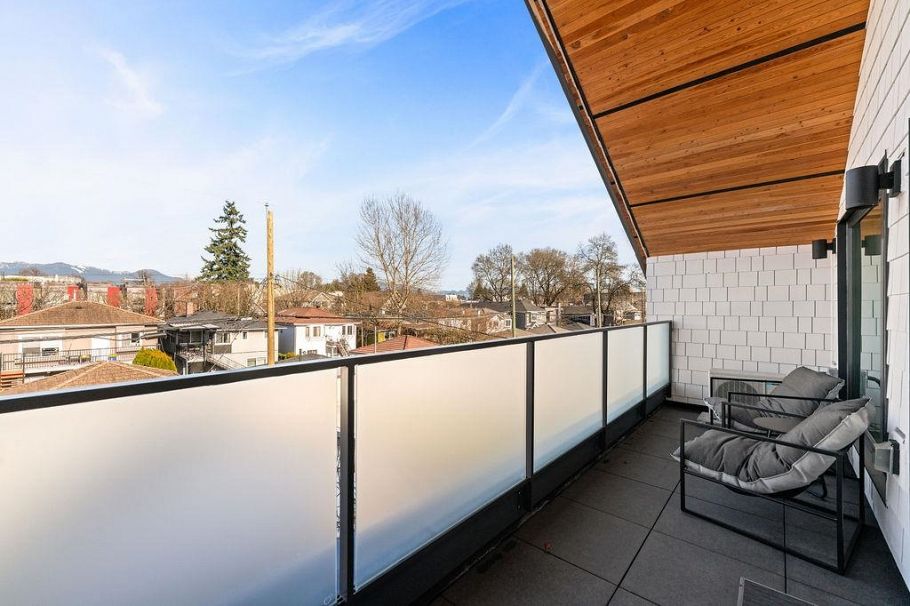 529 E 17th Avenue Vancouver, BC - 34