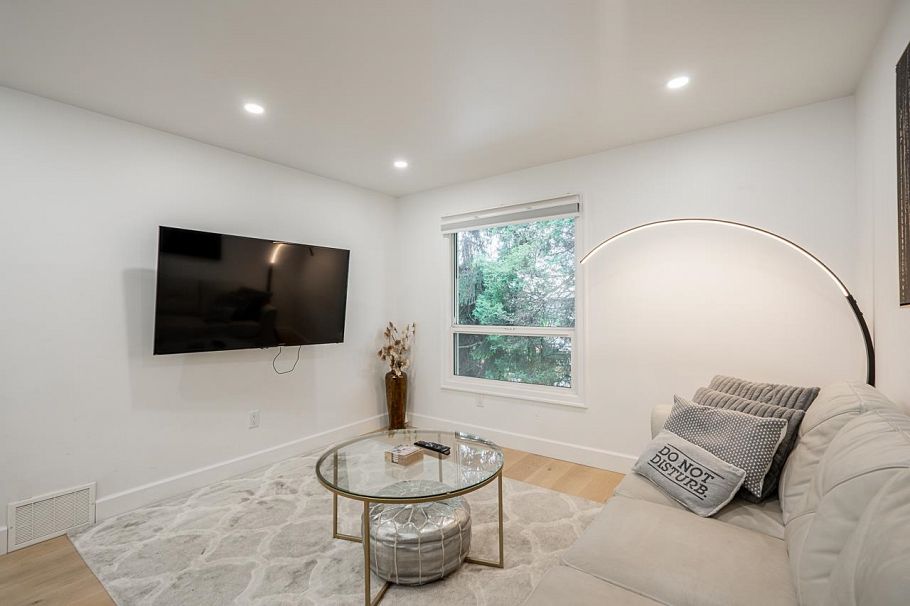 1620 Mclean Drive Vancouver, BC - 16