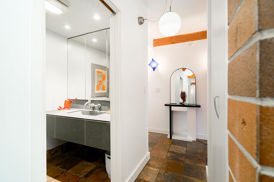 202 1535 Nelson Street Vancouver, BC - 24