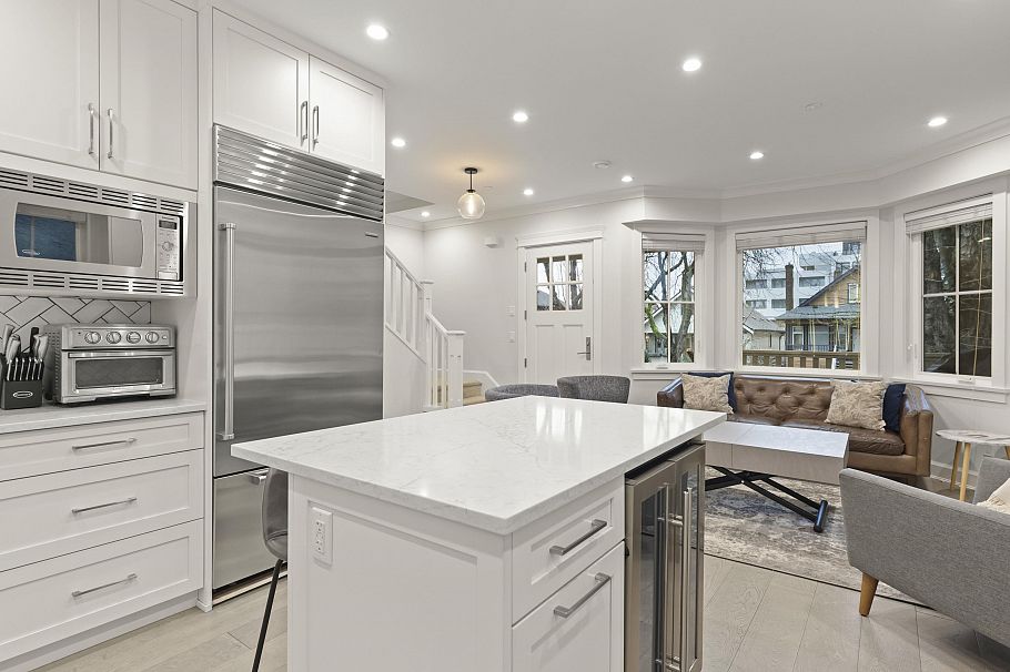 554 E 10th Avenue Vancouver, BC - 15