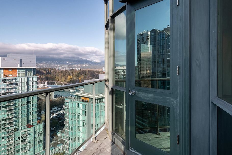 2405 588 Broughton Street Vancouver, BC - 19