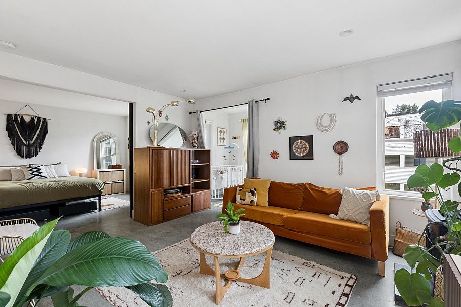 105 507 E 6th Avenue Vancouver, BC - 4