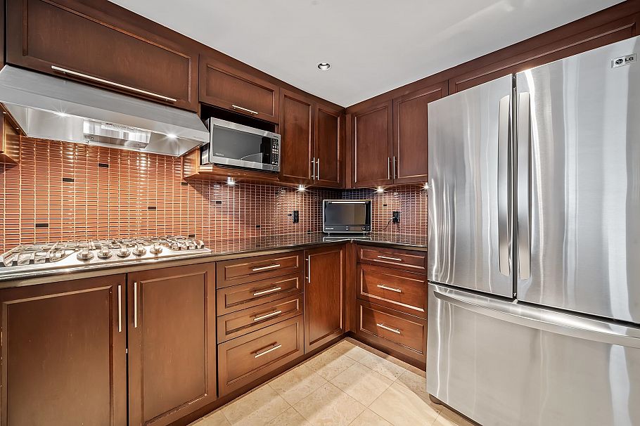 406 535 NICOLA STREET, Vancouver BC V6G 3G2 Vancouver, BC - 4