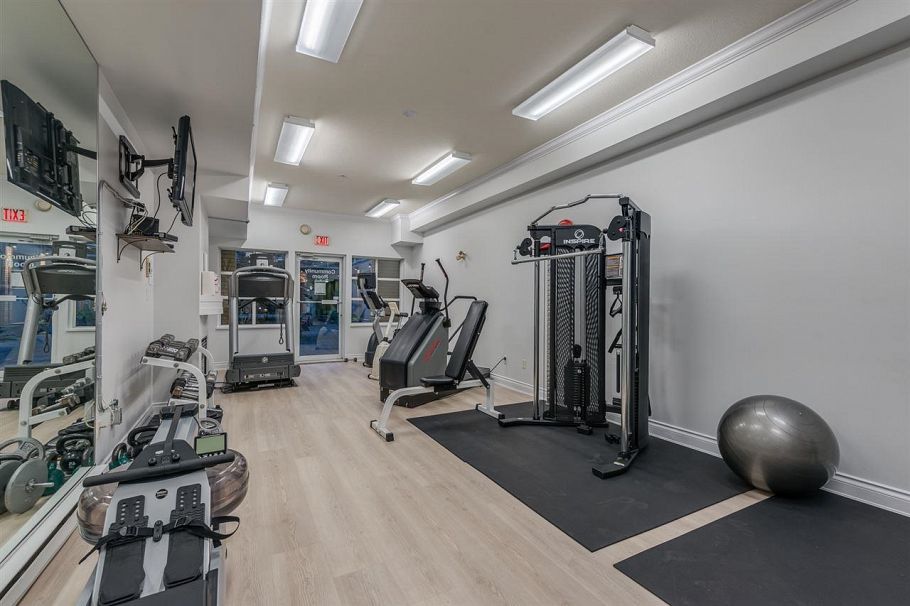 103 108 W Esplanade North Vancouver, BC - 21