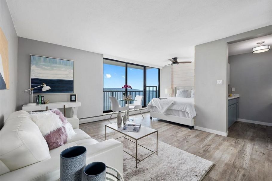 2106 1330 Harwood Vancouver, BC - 8