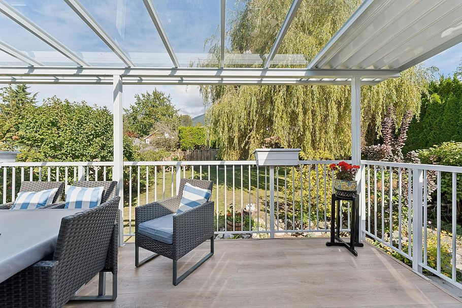 430 W Kings Road North Vancouver, BC - 26