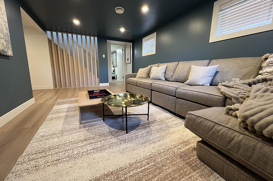 3534 W 17th Avenue Vancouver, BC - 29