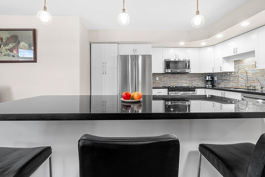 609 168 Chadwick Court North Vancouver, BC - 9