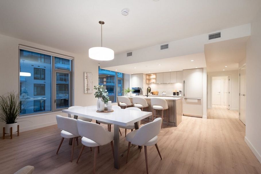 520 755 Harbourside Drive North Vancouver, BC - 15