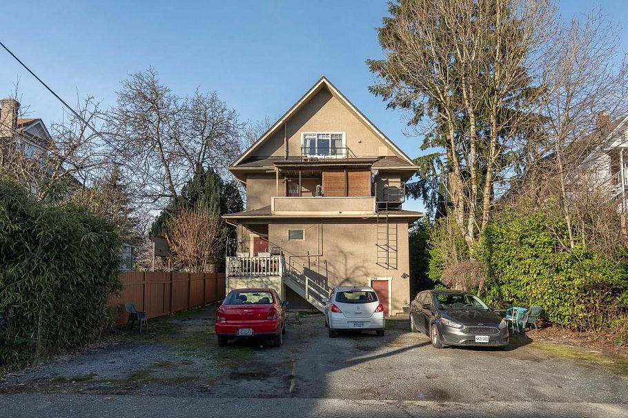 236 W 12th Avenue Vancouver, BC - 21