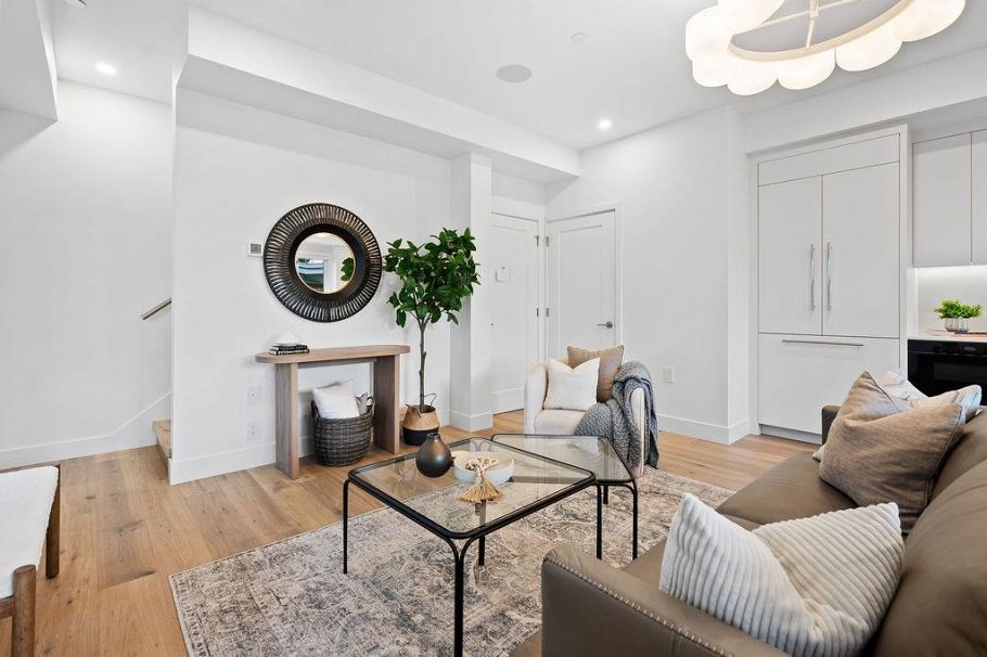 1135 W 33rd Avenue Vancouver, BC - 19