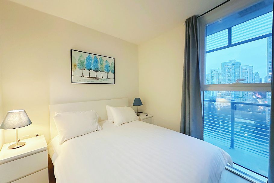 1505 89 Nelson Street Vancouver, BC - 3