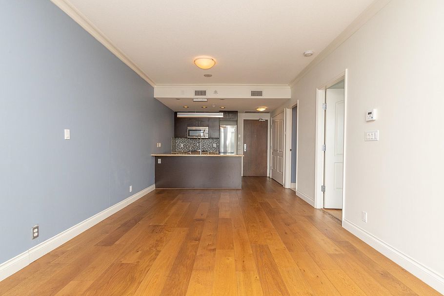 1003 172 Victory Ship Way North Vancouver, BC - 10