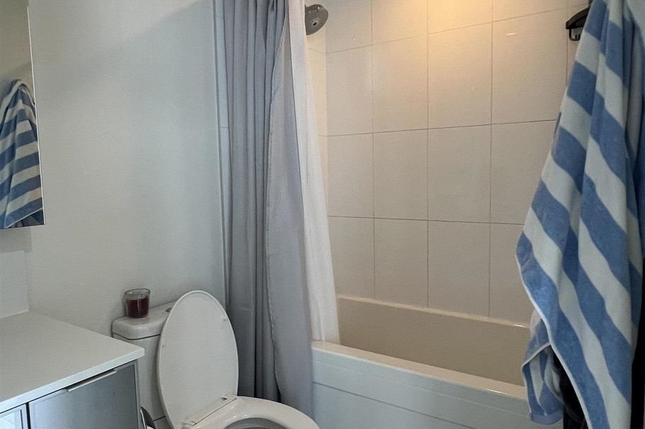 2702 1308 Hornby Street Vancouver, BC - 8