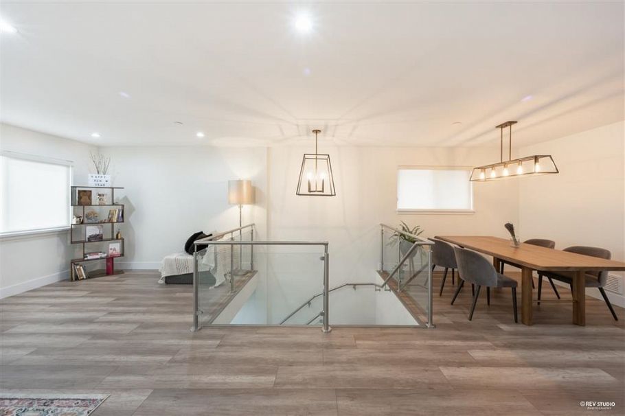 510 W 25th Street North Vancouver, BC - 6