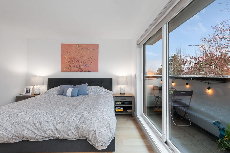 705 Victoria Drive Vancouver, BC - 26