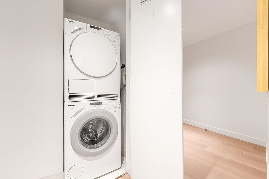 2006 777 Richards Street Vancouver, BC - 23