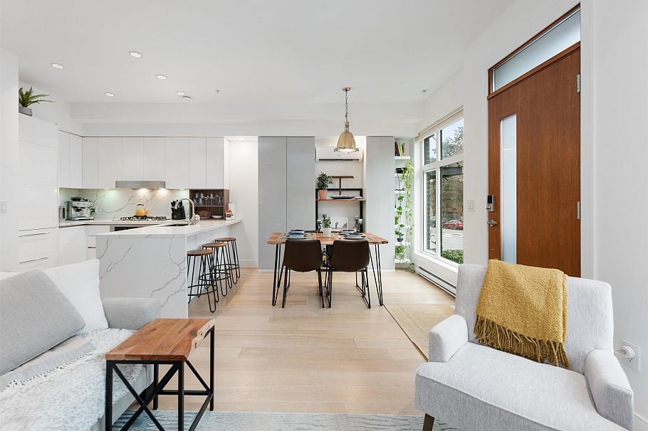 705 Victoria Drive Vancouver, BC - 2