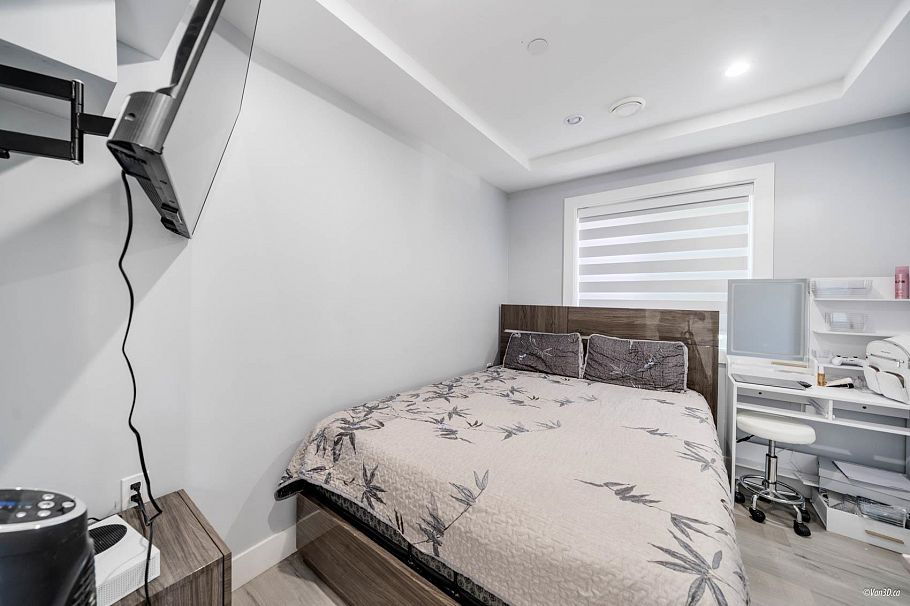 4841 Dumfries Street Vancouver, BC - 35