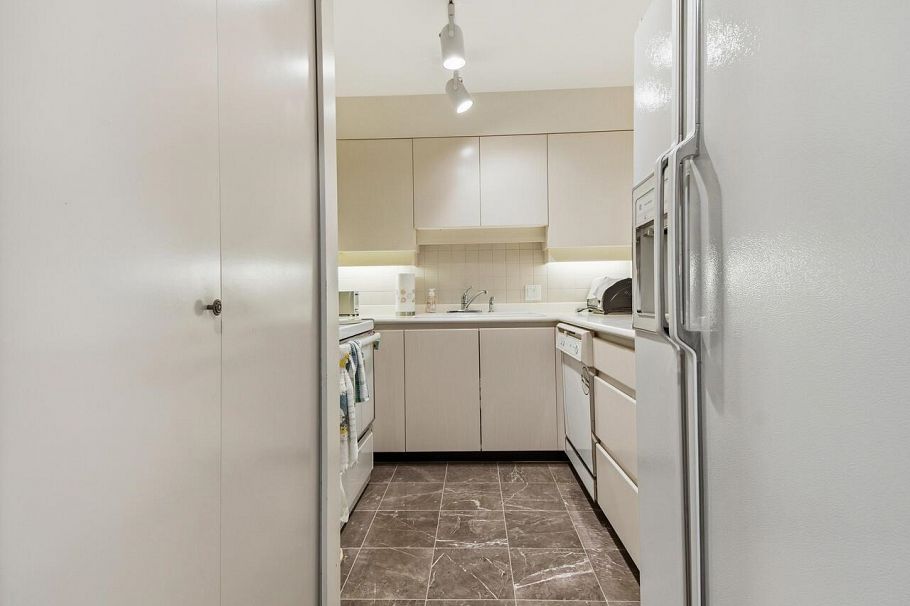 101 2108 W 38th Avenue Vancouver, BC - 10