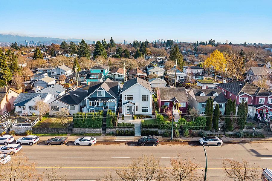 5304 Fraser Street Vancouver, BC - 39