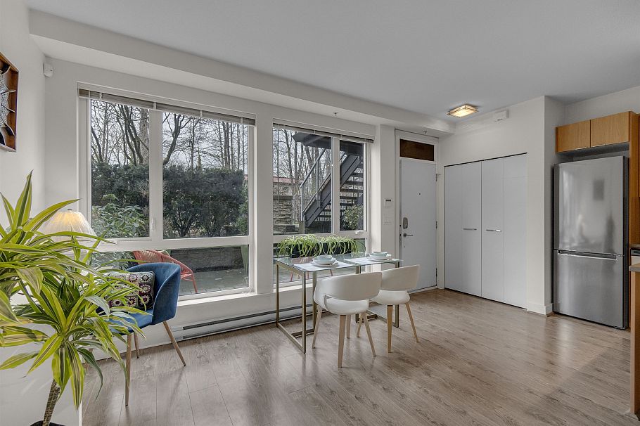 103 735 W 15th Street North Vancouver, BC - 5