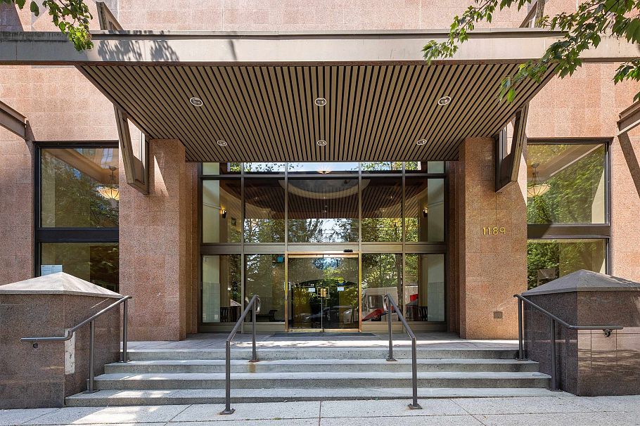 2602 1189 Howe Street Vancouver, BC - 2