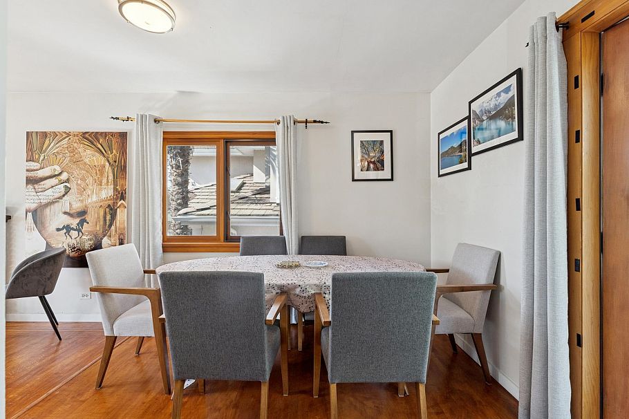 430 W Kings Road North Vancouver, BC - 6