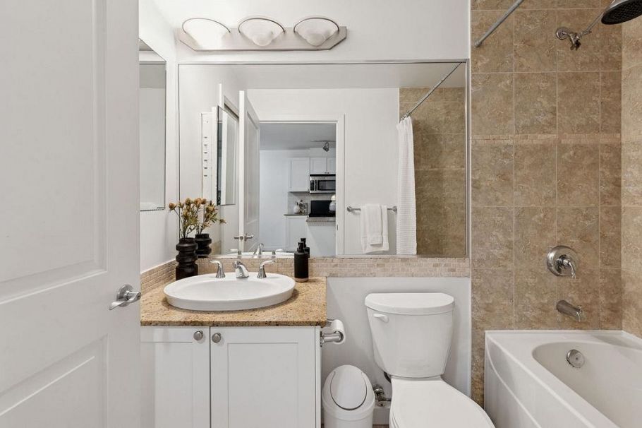 306 2636 E Hastings Street Vancouver, BC - 20