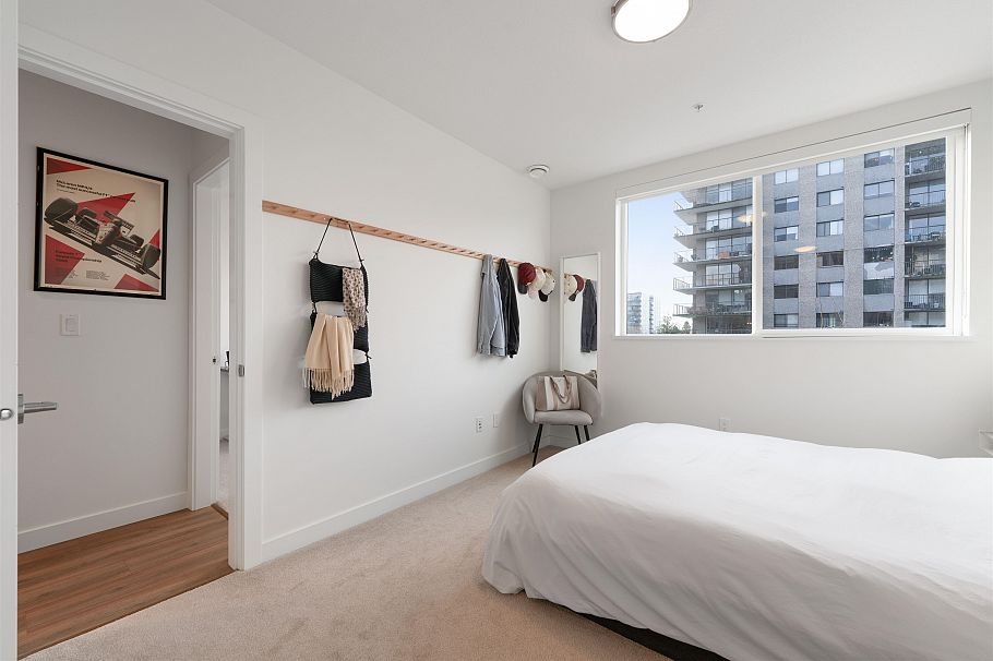 201 108 E 8th Street North Vancouver, BC - 15