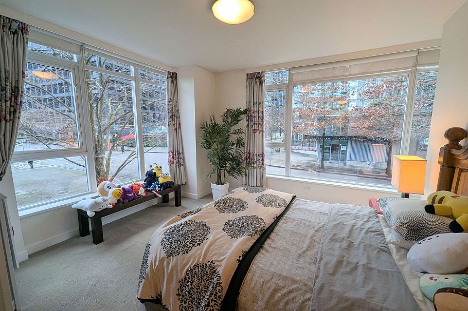 1211 W Cordova Vancouver, BC - 7