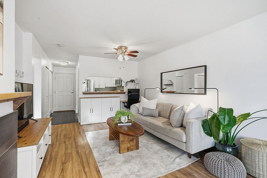 204 315 E 3rd Street North Vancouver, BC - 8