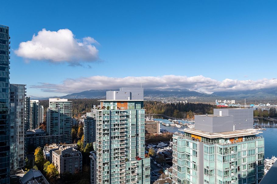2405 588 Broughton Street Vancouver, BC - 20