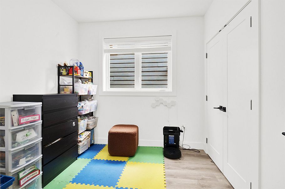 2743 Duke Street Vancouver, BC - 16