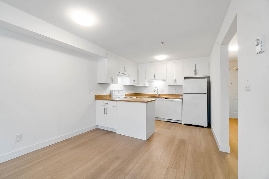 209 2928 Commercial Drive Vancouver, BC - 7