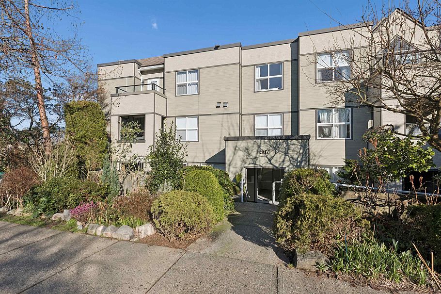 105 507 E 6th Avenue Vancouver, BC - 2