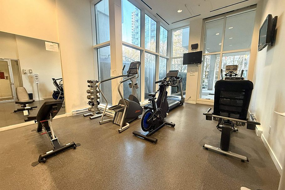 709 161 W Georgia Street Vancouver, BC - 17