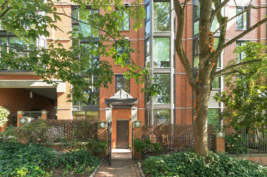 1490 Hornby Street Vancouver, BC - 28