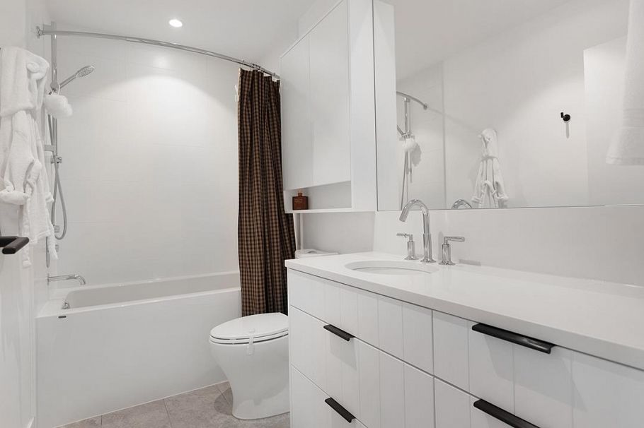 48 W King Edward Avenue Vancouver, BC - 14