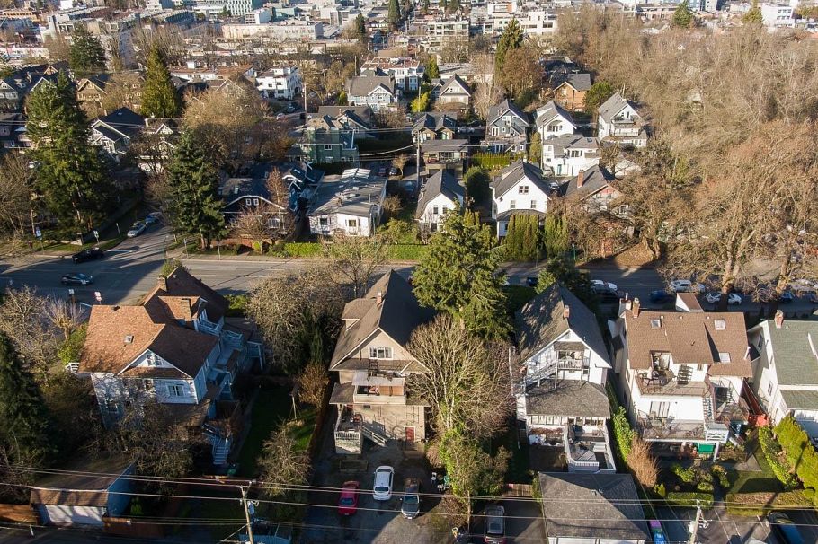 236 W 12th Avenue Vancouver, BC - 24