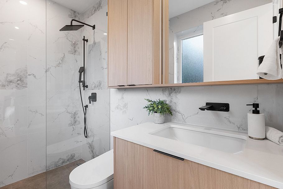 2 3536 W 14th Avenue Vancouver, BC - 12