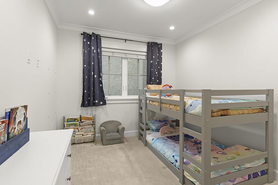 554 E 10th Avenue Vancouver, BC - 25