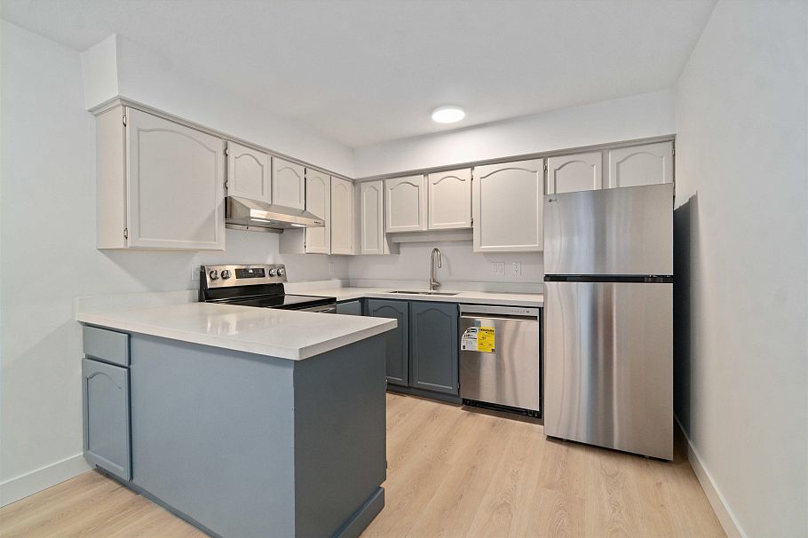 303 2928 Commercial Drive Vancouver, BC - 11