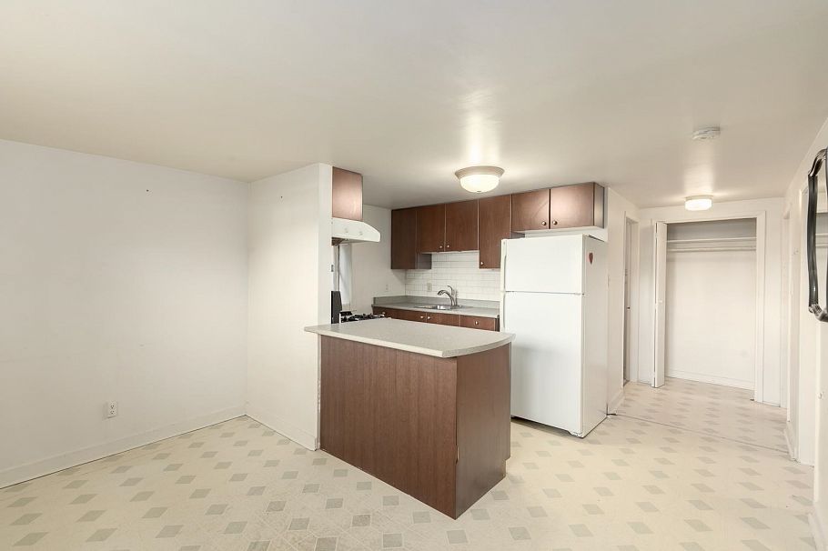 236 W 12th Avenue Vancouver, BC - 16