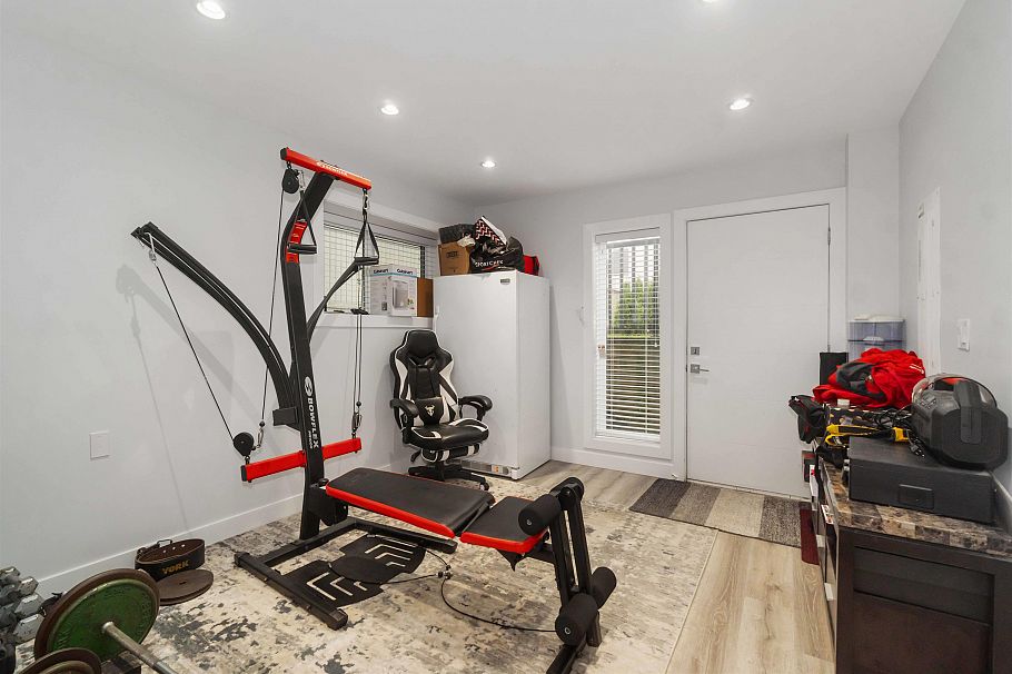 2575 & 2577 Parker Street Vancouver, BC - 35