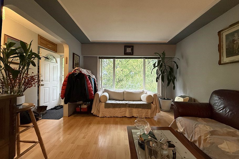 5828 Kerr Street Vancouver, BC - 3