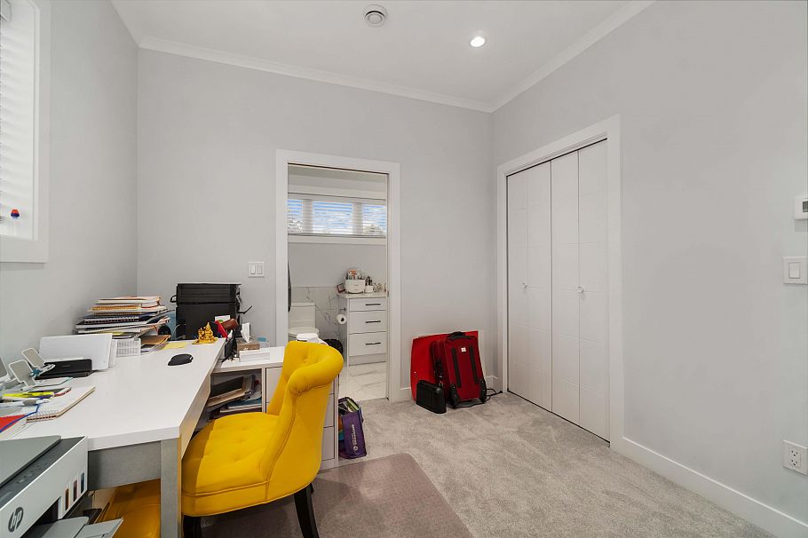 2575 & 2577 Parker Street Vancouver, BC - 3