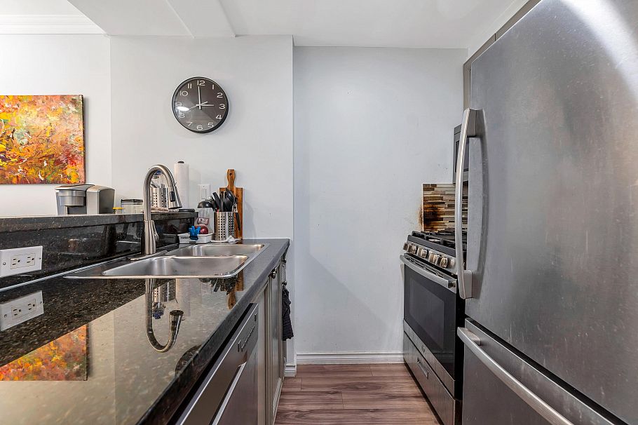 502 928 Richards Street Vancouver, BC - 8