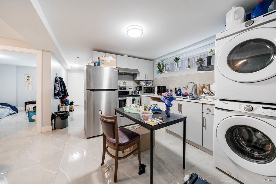 4841 Dumfries Street Vancouver, BC - 31